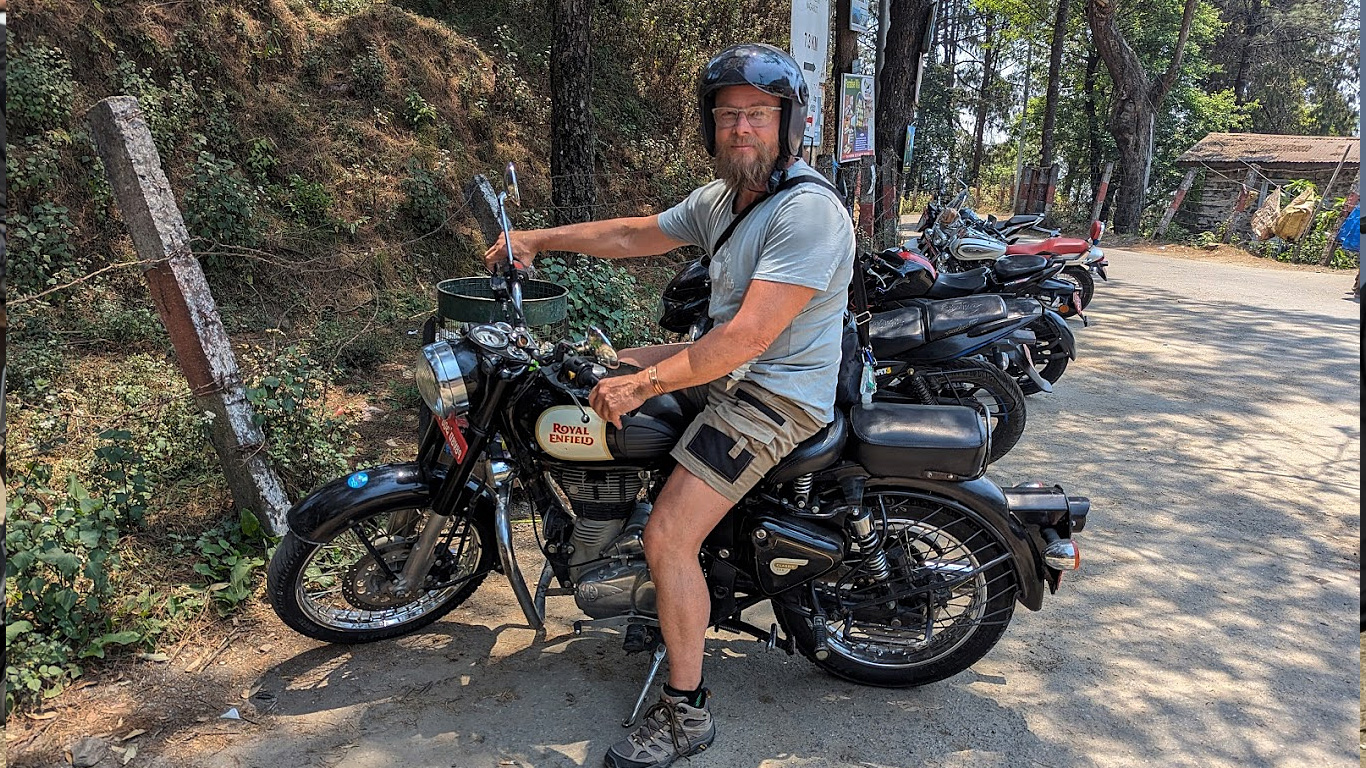 Guided vs. Solo Motorcycle Tours in Nepal: Which One is Right for You?